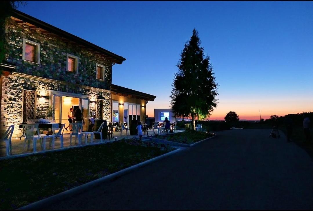 Agriturismo E Acetaia La Vedetta Castelvetro di Modena Eksteriør bilde